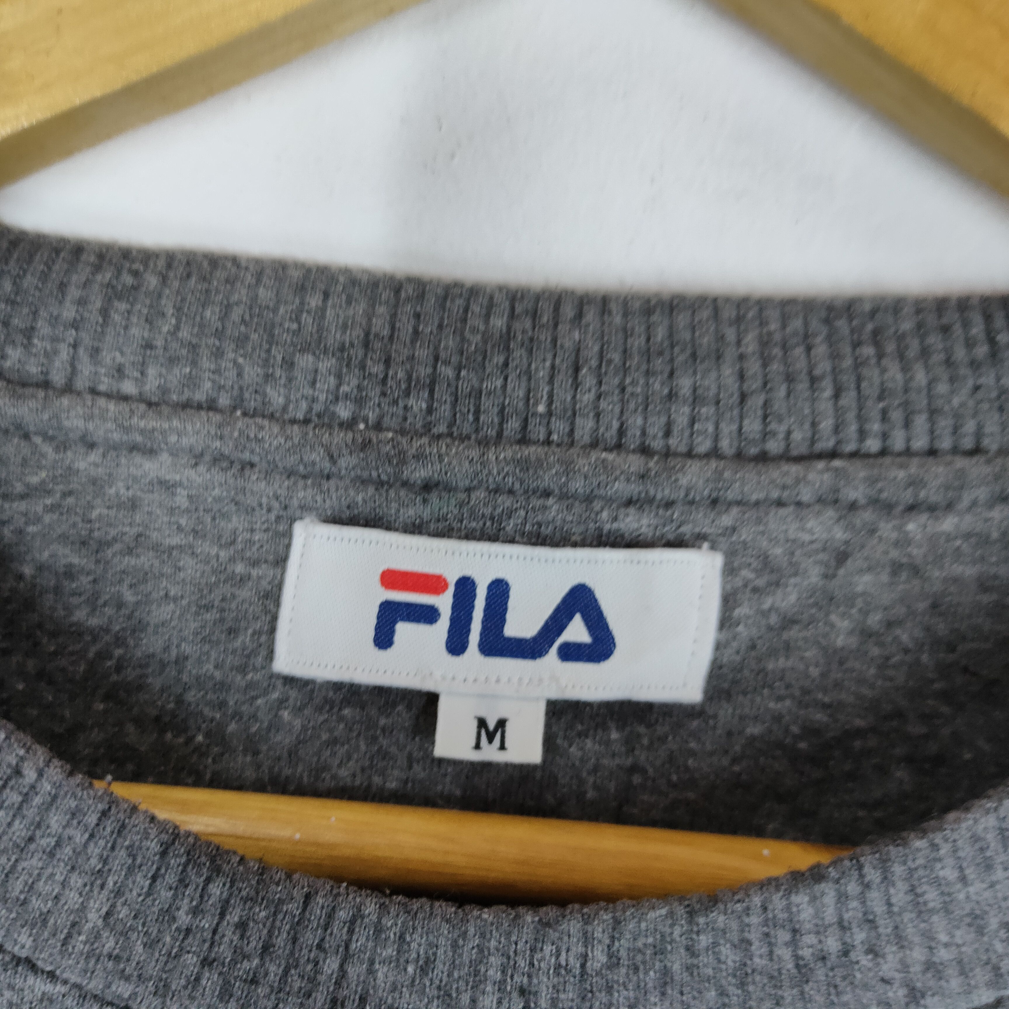 Fila FILA EMBROIDERY SPELLOUT Logo Stripe Pattern Sweatshirt Size US L / EU 52-54 / 3 - 3 Thumbnail