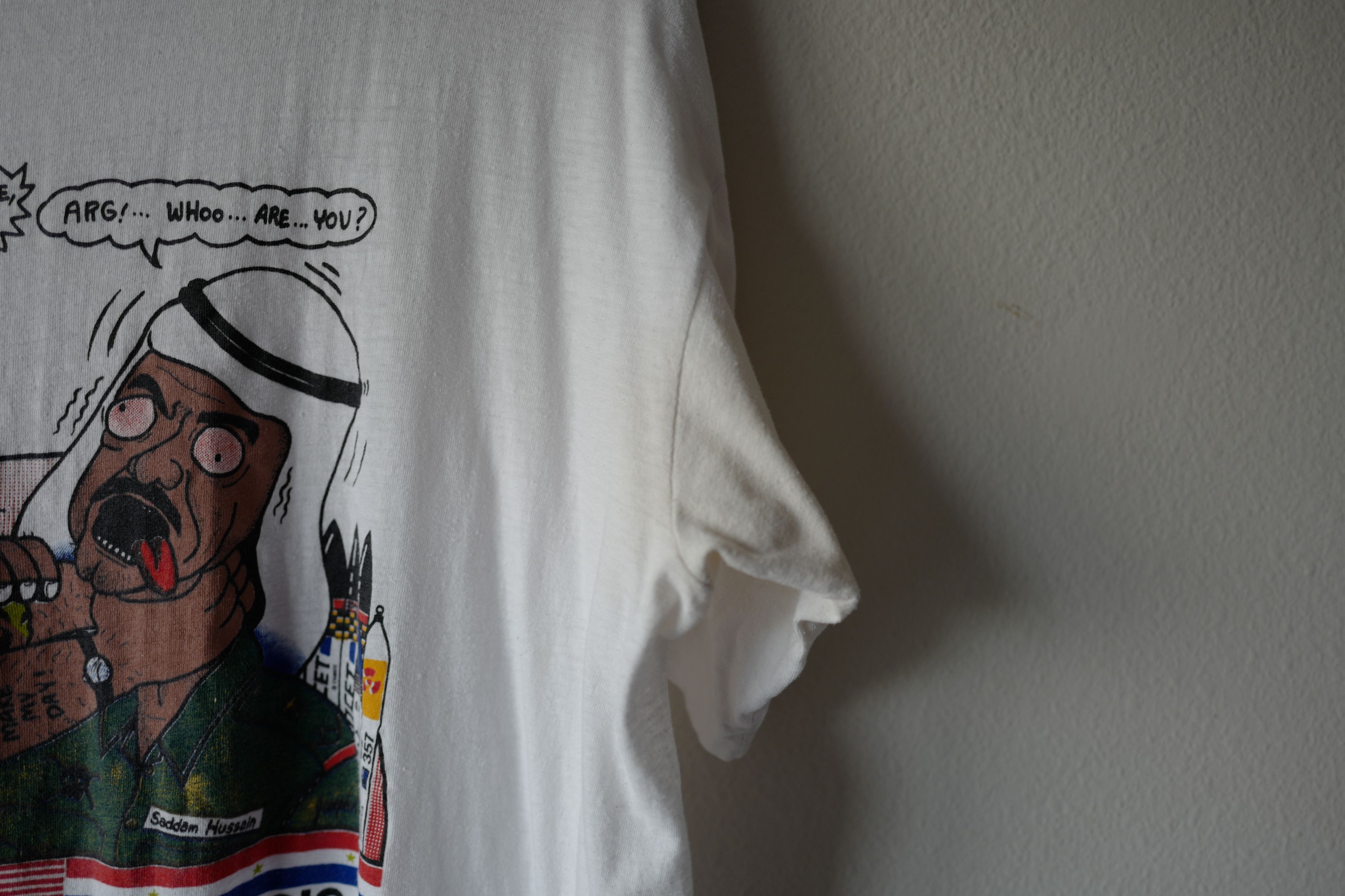 Vintage Vintage 90's Sadaam Hussein / Bart - Middle East Crisis Tee Size US XL / EU 56 / 4 - 4 Thumbnail