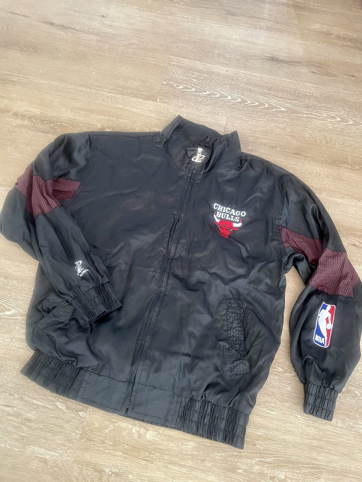 Logo Athletic CHICAGO BULLS x NBA Vintage 2000s Mutli Patch Black Jacket Size US M / EU 48-50 / 2 - 13 Thumbnail