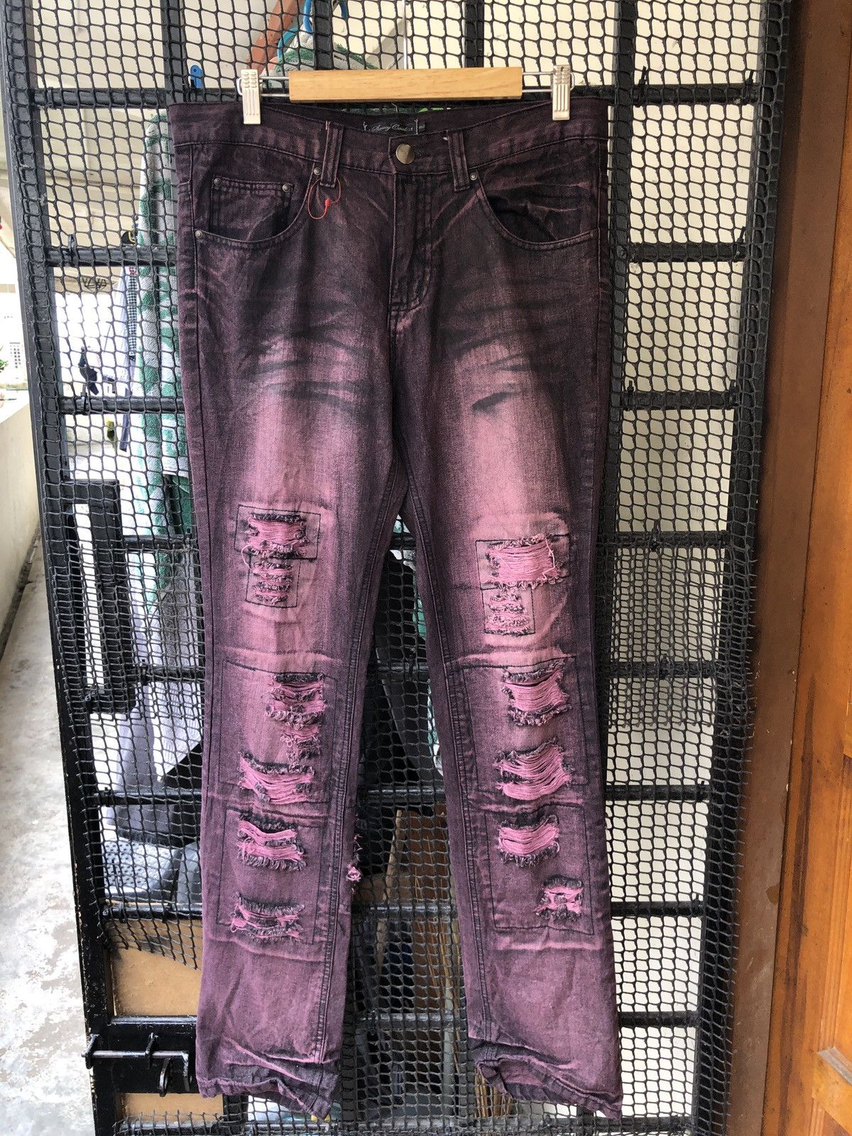 Japanese Brand SAUCY COOL DISTRESSED STACK DENIM JEANS Size US 32 / EU 48 - 1 Thumbnail