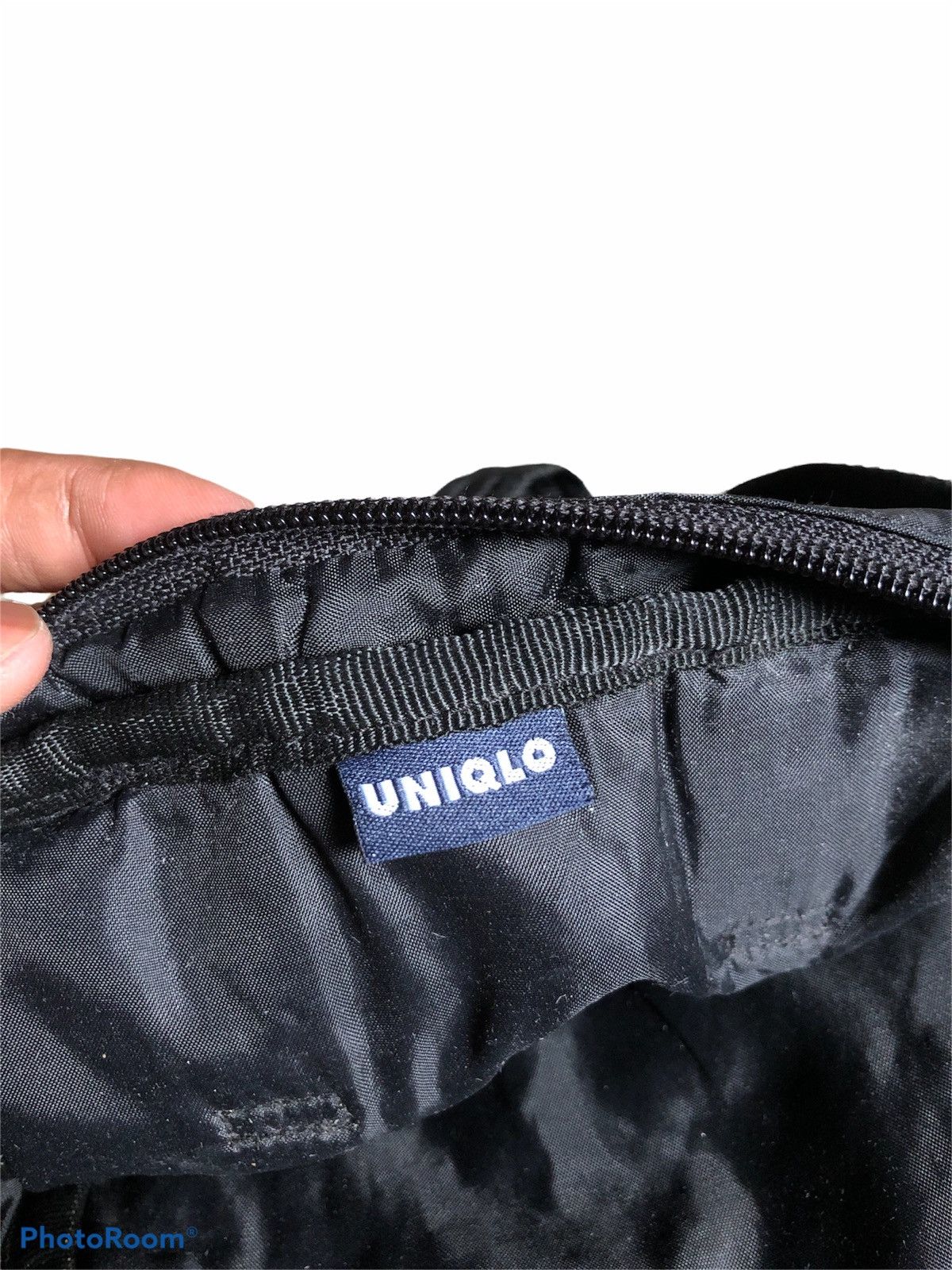 Uniqlo × Vintage VINTAGE UNIQLO CROSSBODY SLINGBAG Size ONE SIZE - 6 Thumbnail
