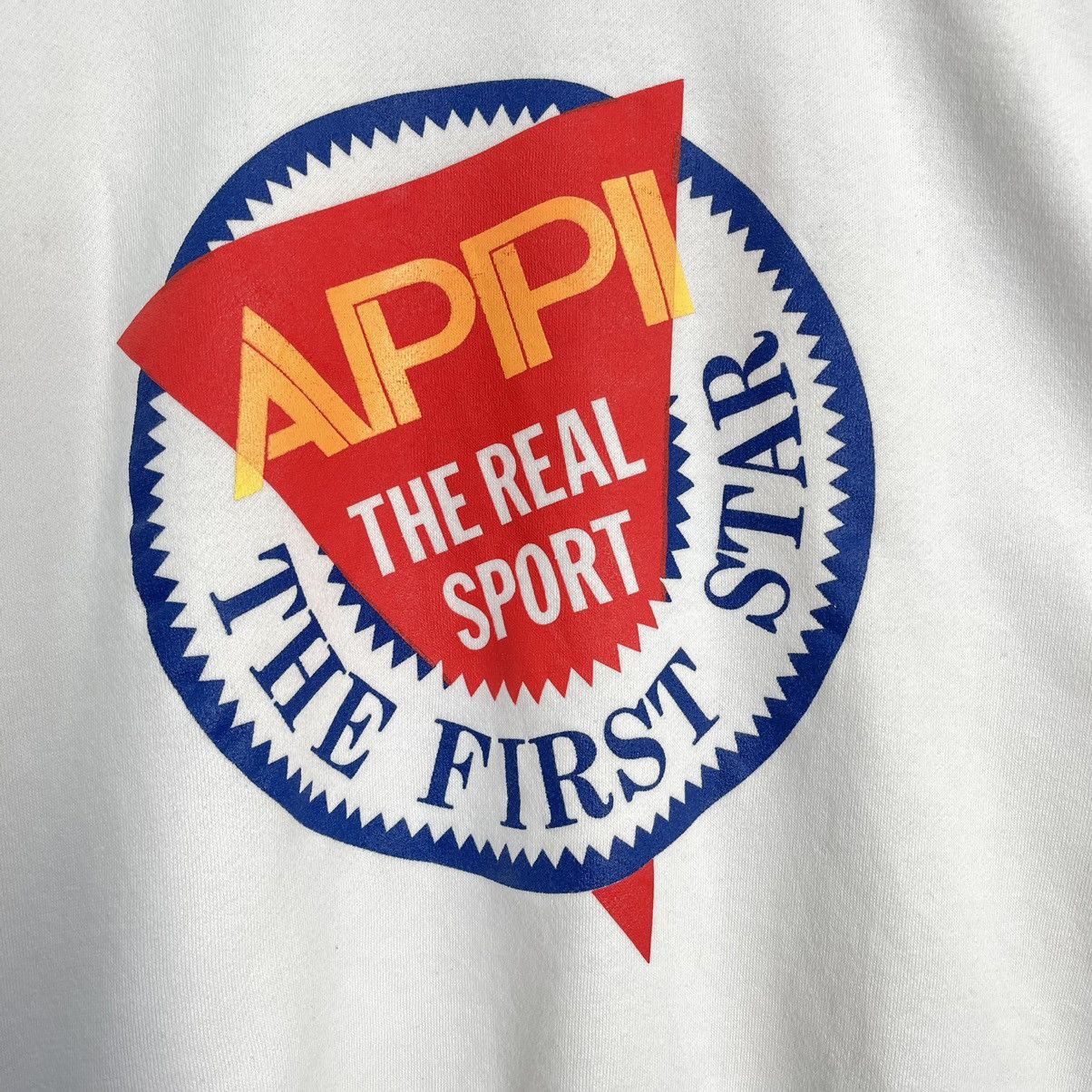 Japanese Brand Apipi The Real Sports Big Image Crewneck Sweatshirt Size S Size US S / EU 44-46 / 1 - 5 Thumbnail