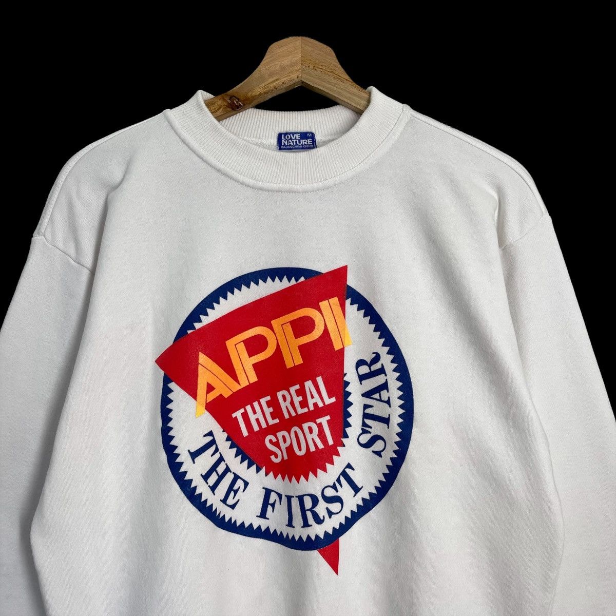 Japanese Brand Apipi The Real Sports Big Image Crewneck Sweatshirt Size S Size US S / EU 44-46 / 1 - 4 Thumbnail