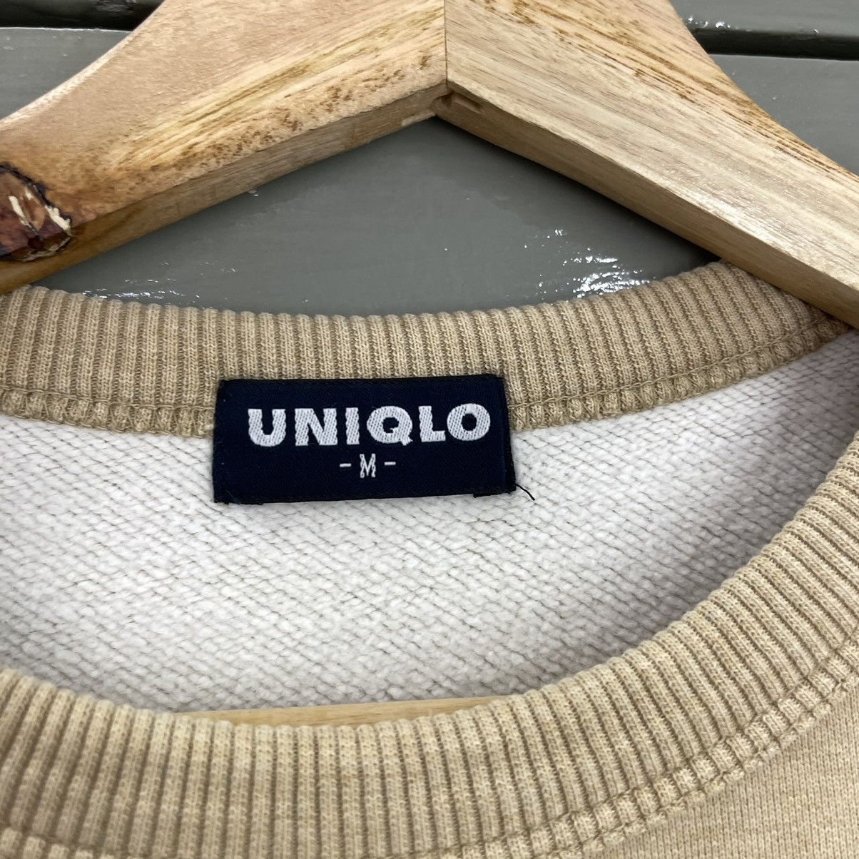 Japanese Brand Vintage Uniqlo Plain Crewneck Sweatshirt Size M Size US M / EU 48-50 / 2 - 7 Thumbnail