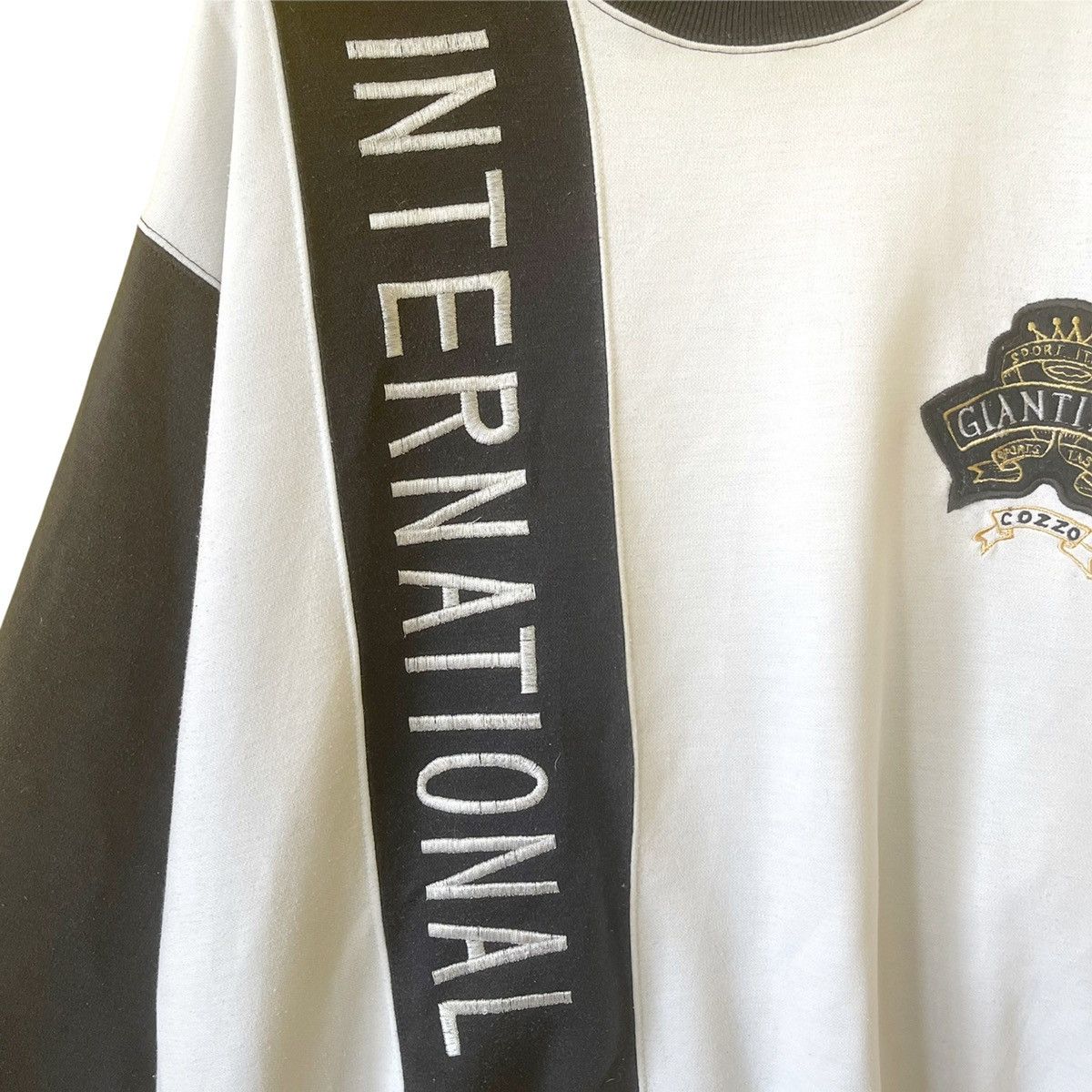 Designer Vintage Cozzo Giantiano Big Logo Crewneck Sweatshirt Size L Size US M / EU 48-50 / 2 - 7 Thumbnail
