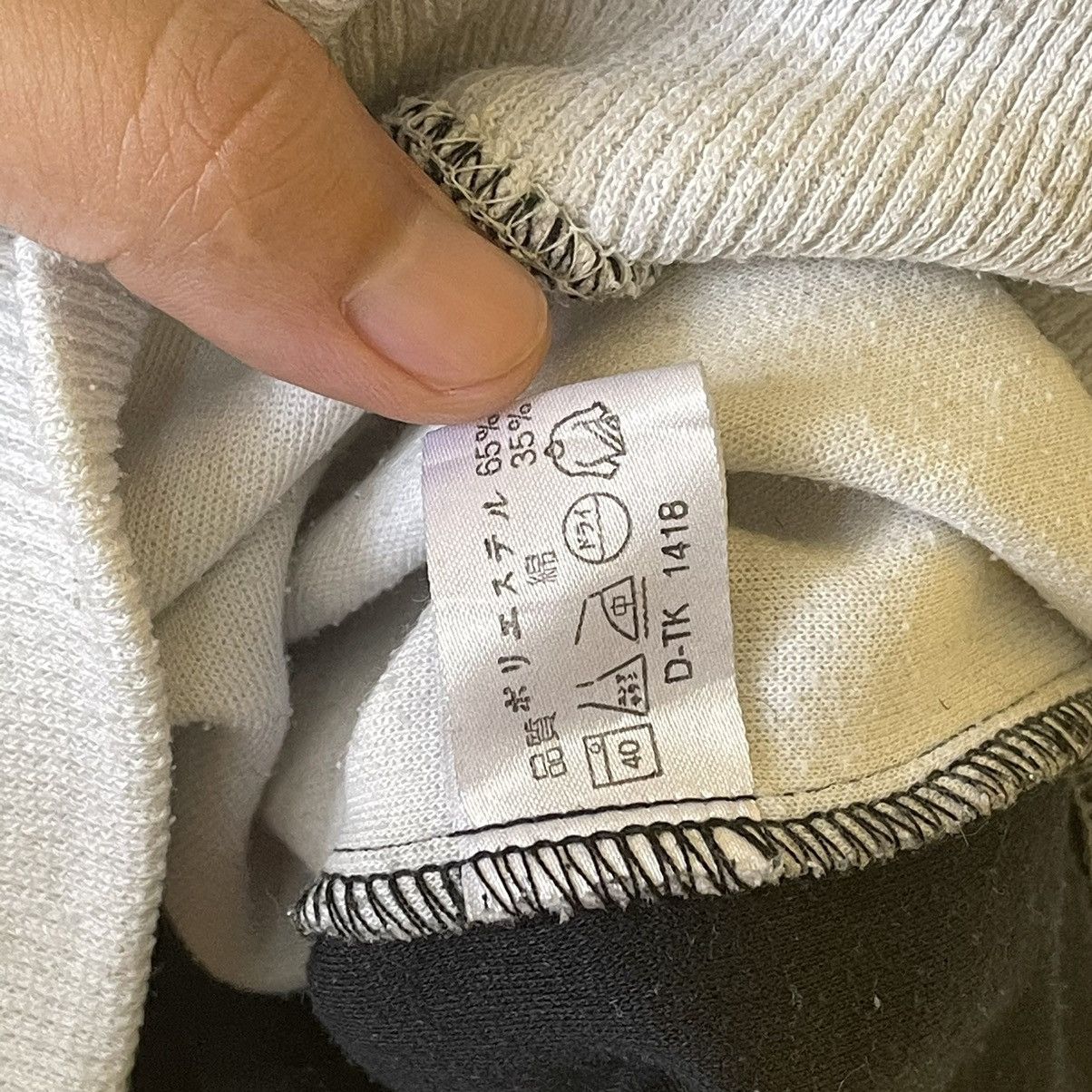 Designer Vintage Cozzo Giantiano Big Logo Crewneck Sweatshirt Size L Size US M / EU 48-50 / 2 - 11 Thumbnail