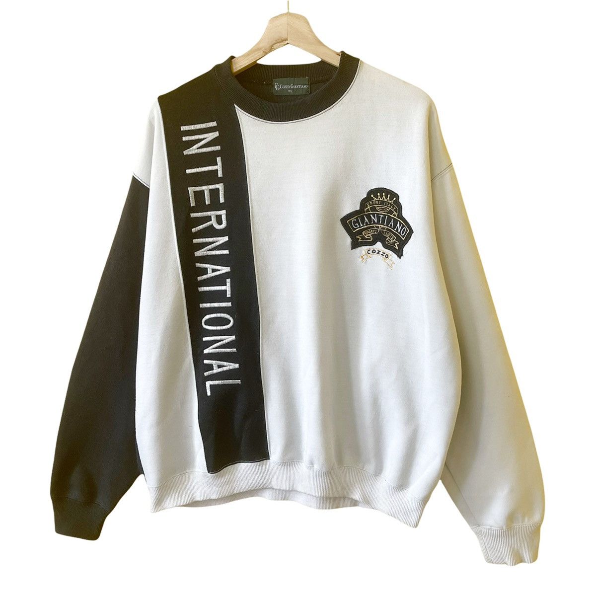 Designer Vintage Cozzo Giantiano Big Logo Crewneck Sweatshirt Size L Size US M / EU 48-50 / 2 - 3 Thumbnail