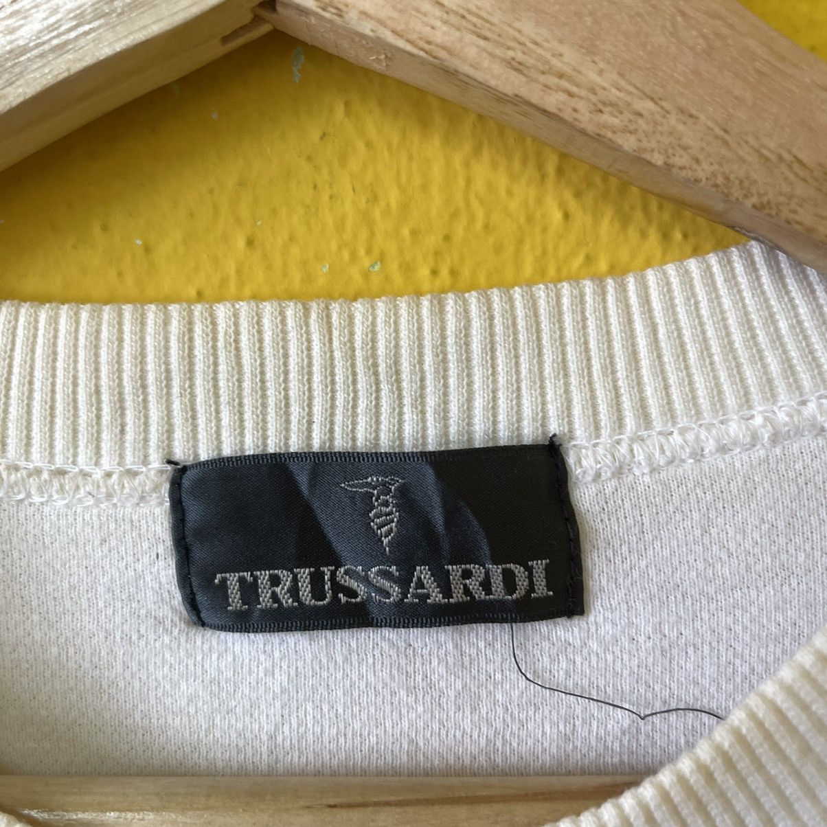 Trussardi Vintage Trussardi Printed Big Back Logo Sweatshirt Size M Size US M / EU 48-50 / 2 - 7 Thumbnail