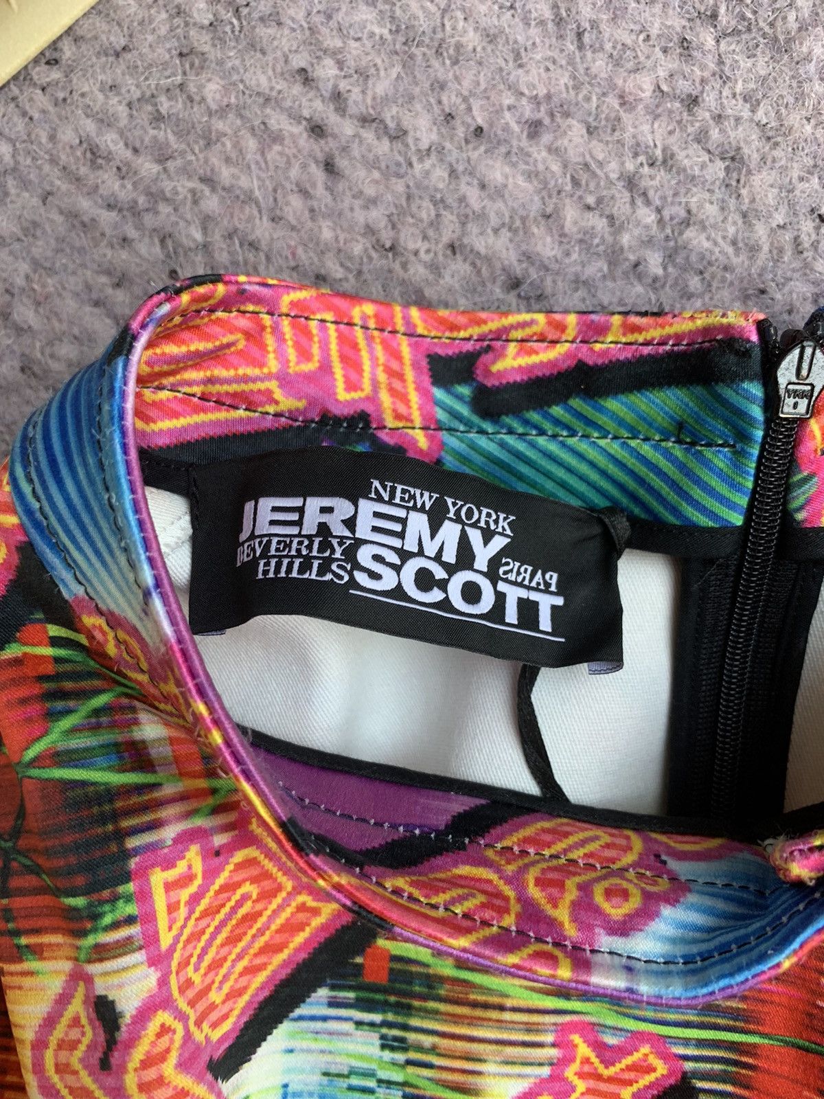 Jeremy Scott Jeremy Scott graffiti China top Size S / US 4 / IT 40 - 6 Thumbnail