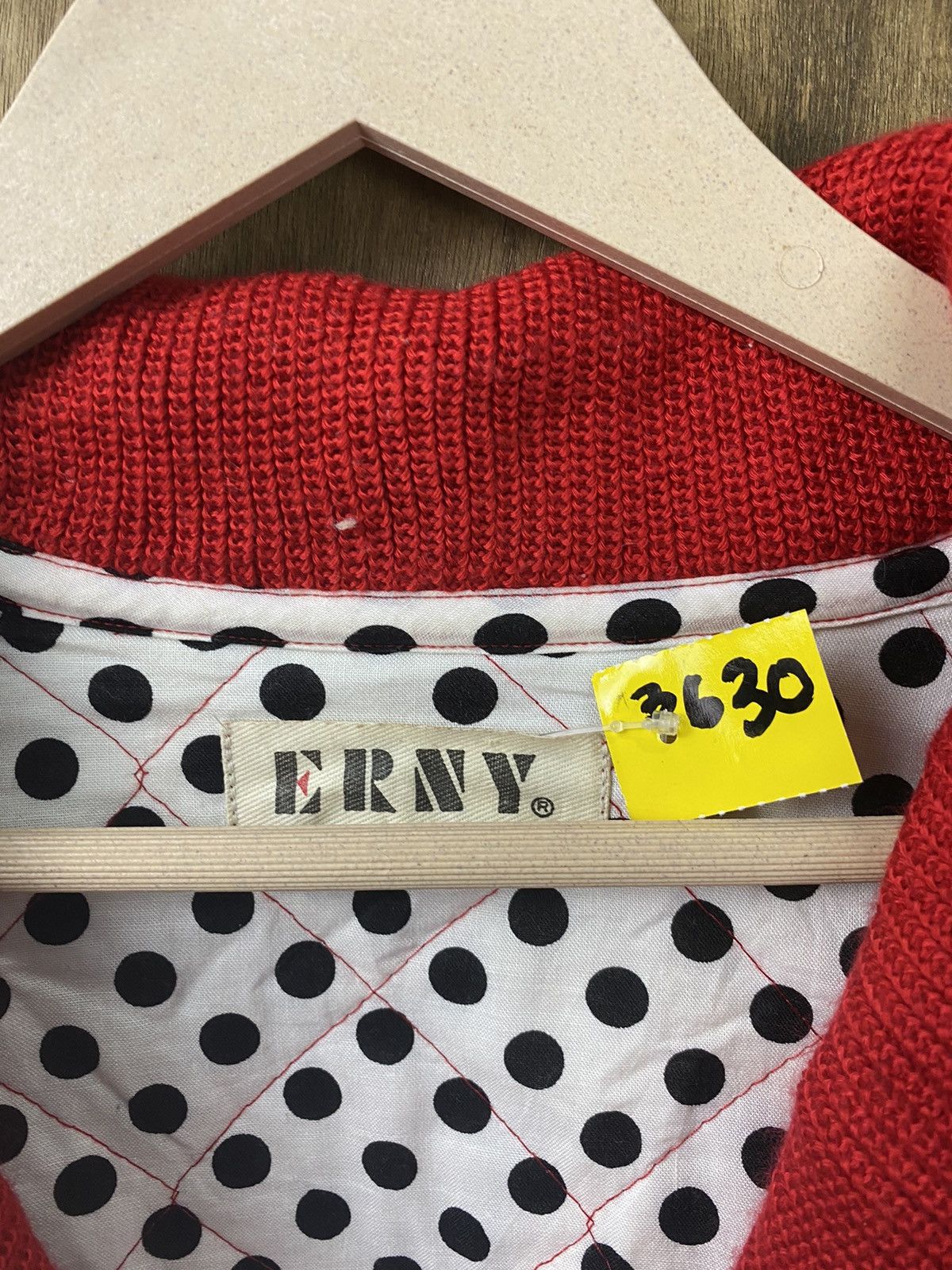 Disney Erny Walt Disney Mickey Mouse vintage cardigan #3630 Size US L / EU 52-54 / 3 - 7 Thumbnail