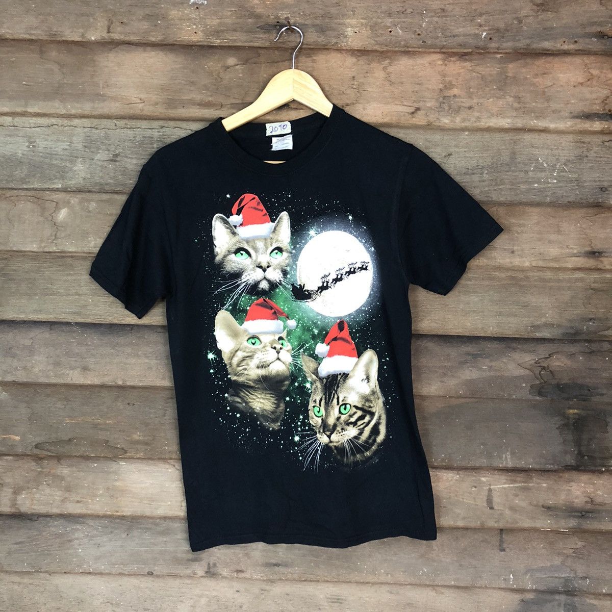 DL Cat Christmas Black tee #2090