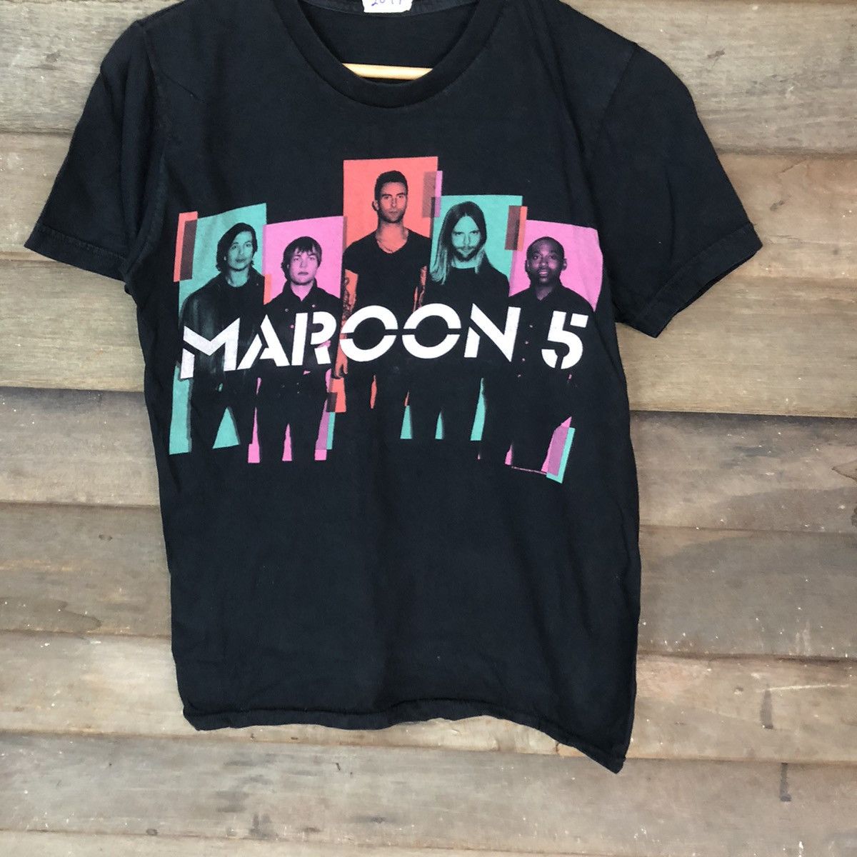 Band Tees DLL Maroon 5 band tee Black #2097 Size US S / EU 44-46 / 1 - 3 Thumbnail