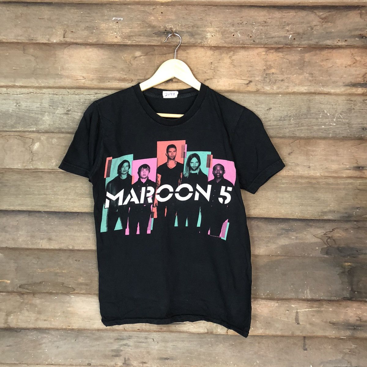 DLL Maroon 5 band tee Black #2097