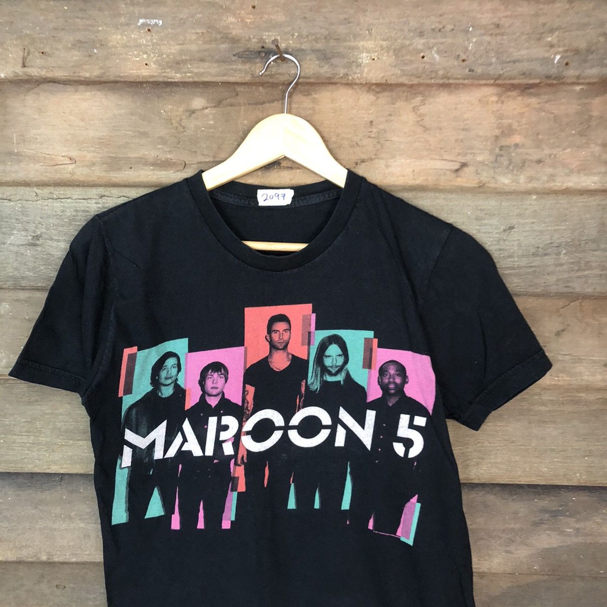 Band Tees DLL Maroon 5 band tee Black #2097 Size US S / EU 44-46 / 1 - 2 Thumbnail