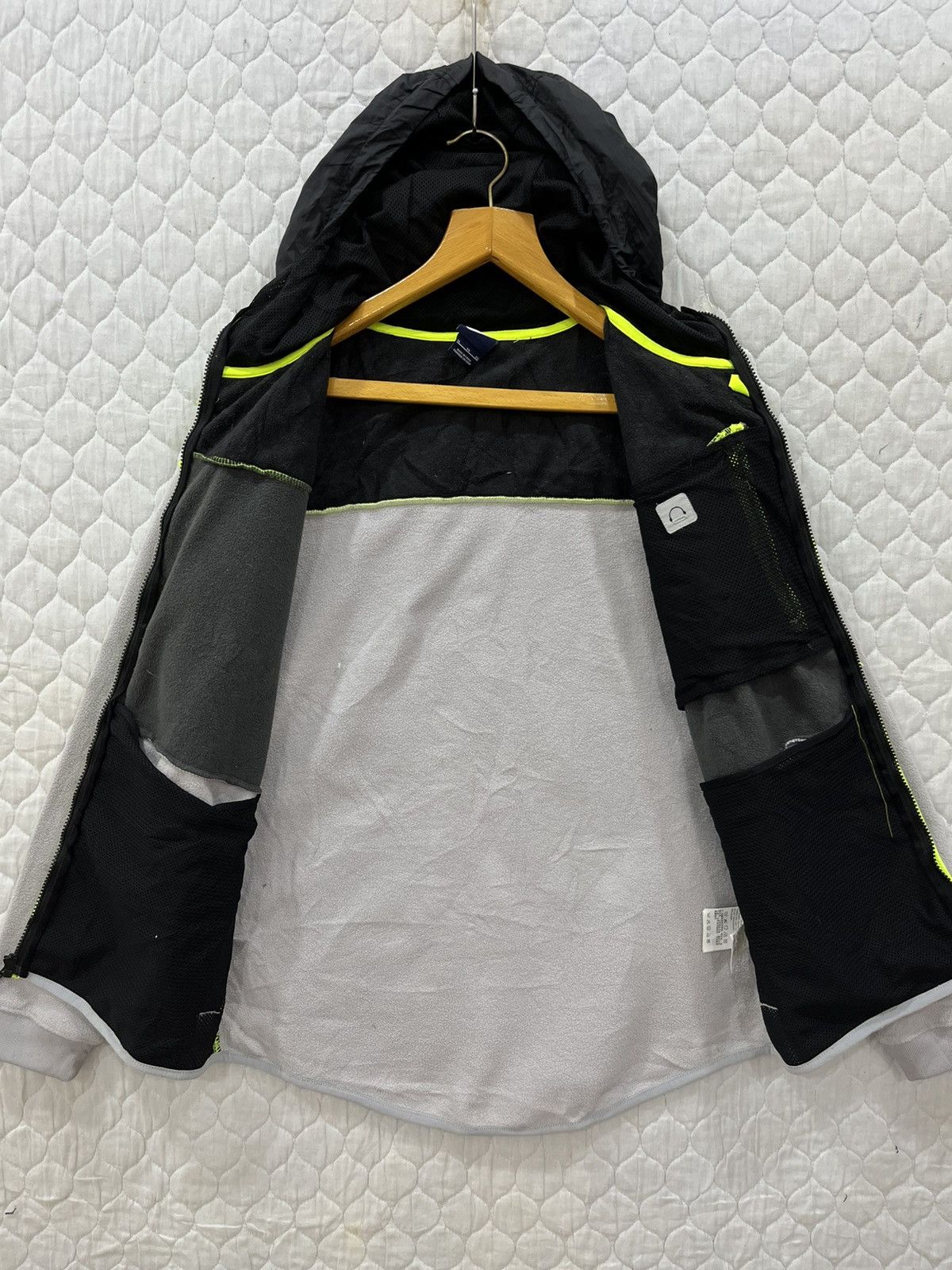 Nike (ii). NIKE HOODIE JACKET Size US M / EU 48-50 / 2 - 2 Thumbnail