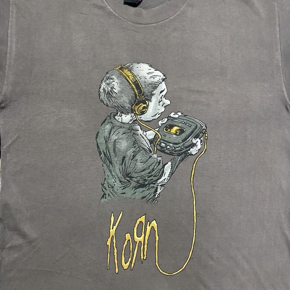 Band Tees ©️1998 KORN Shirt Distressed 'Follow The Leader Size US L / EU 52-54 / 3 - 7 Thumbnail