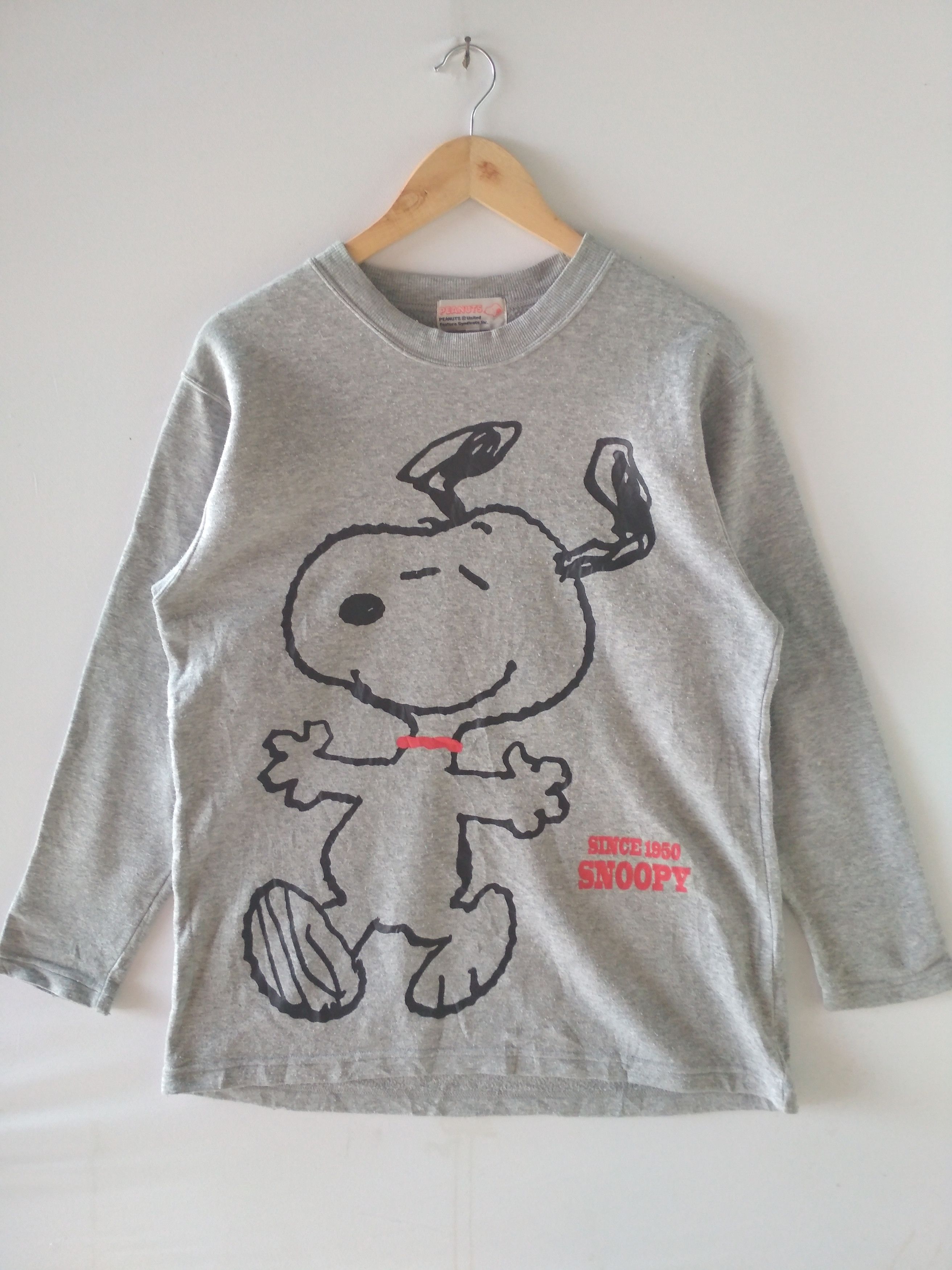 image of Peanuts Snoopy Big Print 1950 Cartoon Sweatshirt, Men's (Size Medium)