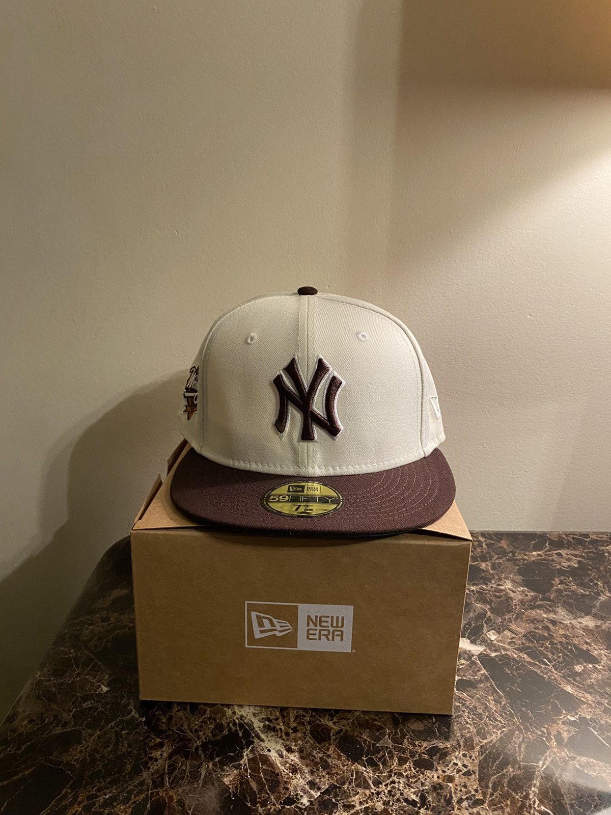 New Era New York Yankees Mocha New Era Fitted 3 /8 Size ONE SIZE - 1 Thumbnail