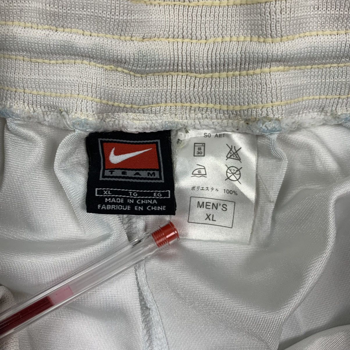 Nike Vintage Nike Short Pants Size US 30 / EU 46 - 7 Thumbnail