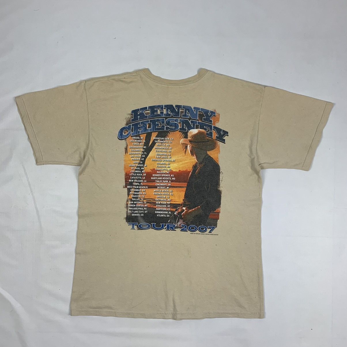 Band Tees Vintage 2007 Kenny Chesney Merchandise Tour Shirt Size US L / EU 52-54 / 3 - 9 Thumbnail