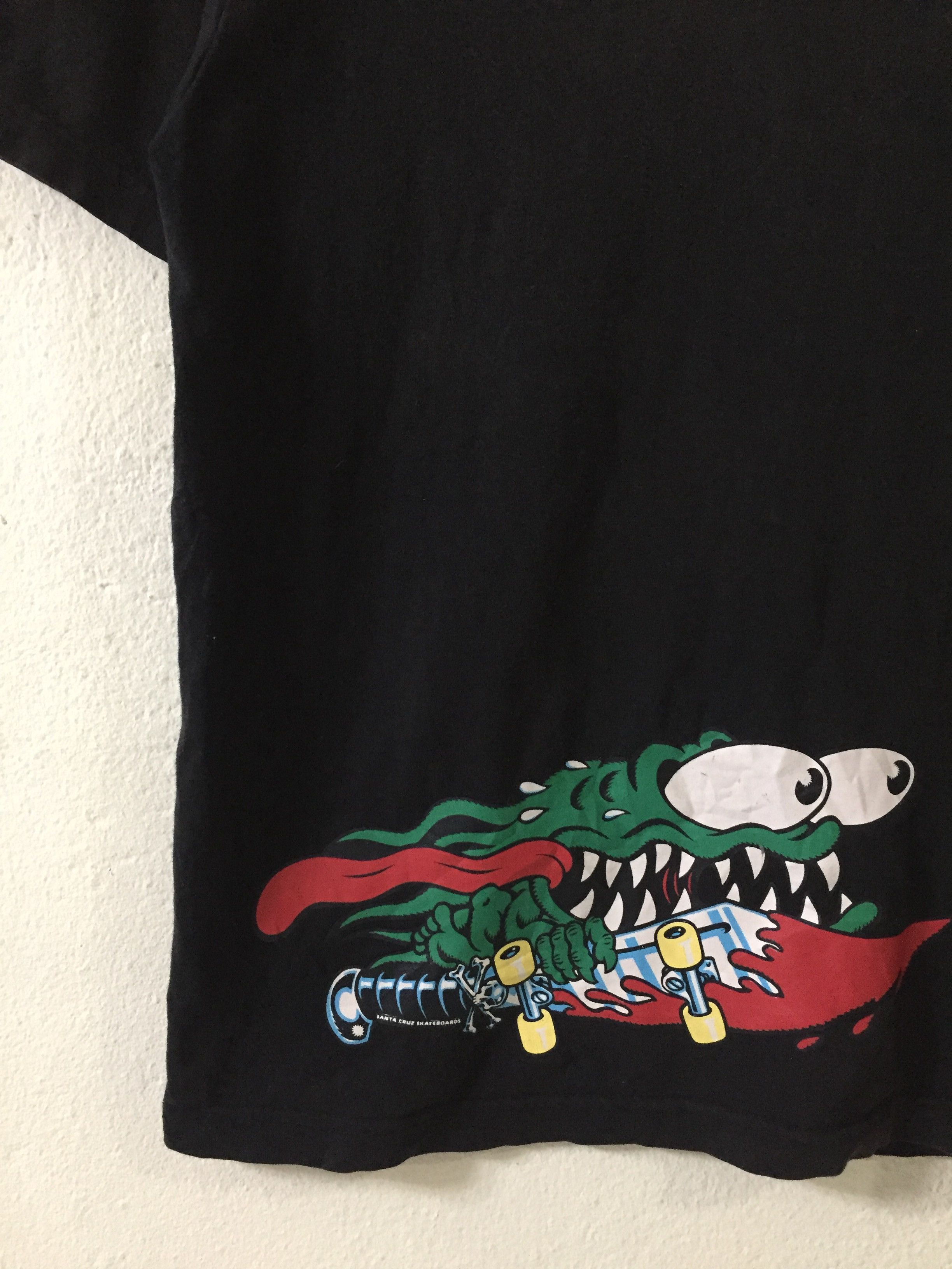 Santa Cruz Skateboards Santa Cruz Skateboards T-Shirt Size US M / EU 48-50 / 2 - 3 Thumbnail