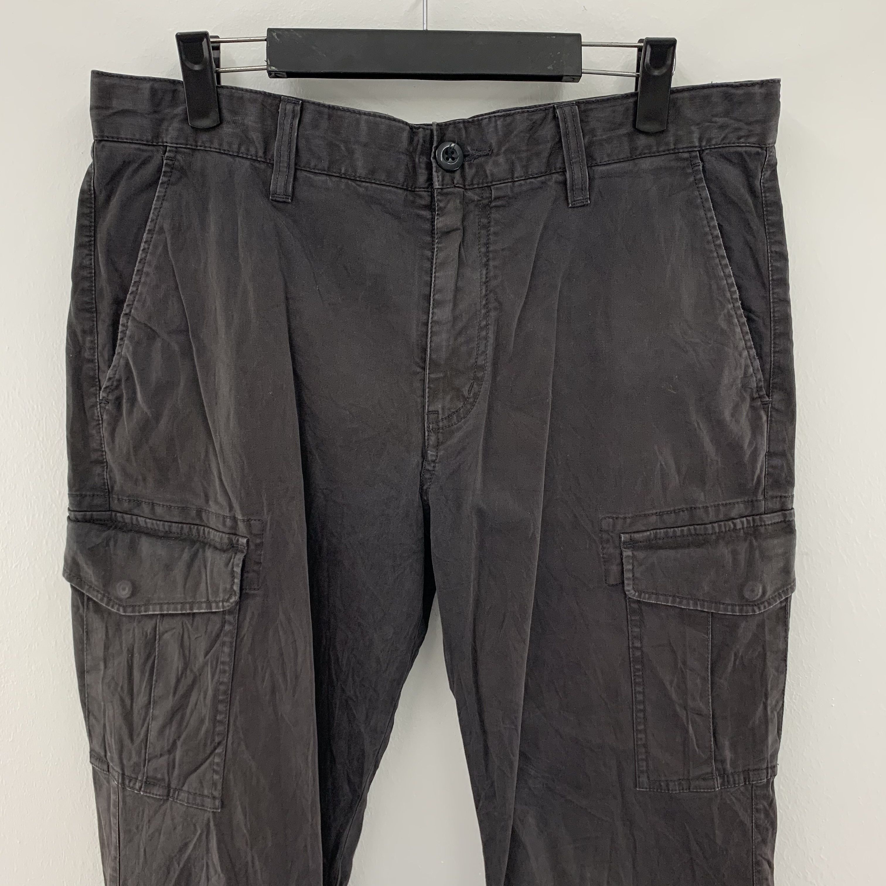 Japanese Brand × Uniqlo Uniqlo Cargo Pants / Tactical Pants size 32 Size US 32 / EU 48 - 3 Thumbnail