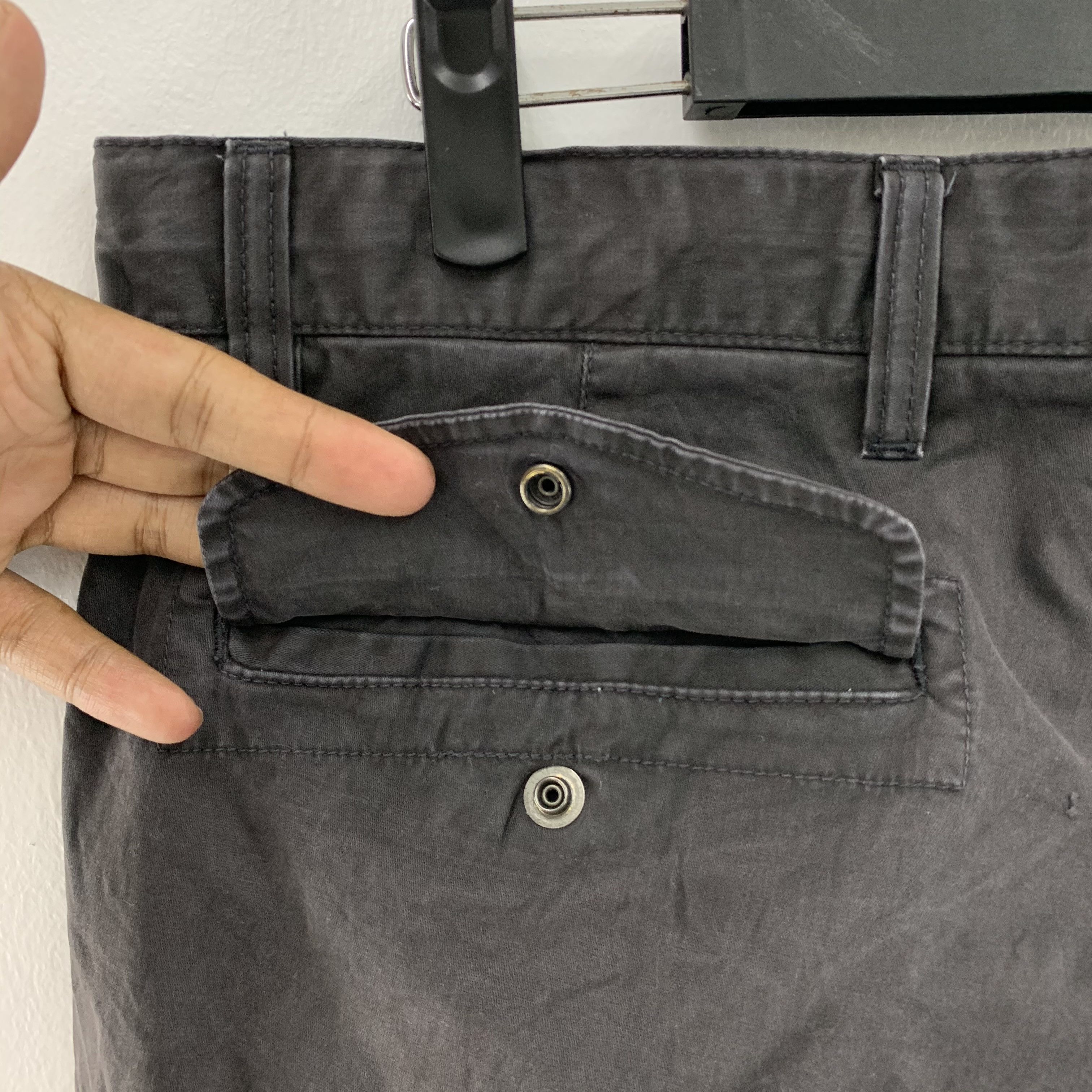 Japanese Brand × Uniqlo Uniqlo Cargo Pants / Tactical Pants size 32 Size US 32 / EU 48 - 7 Thumbnail