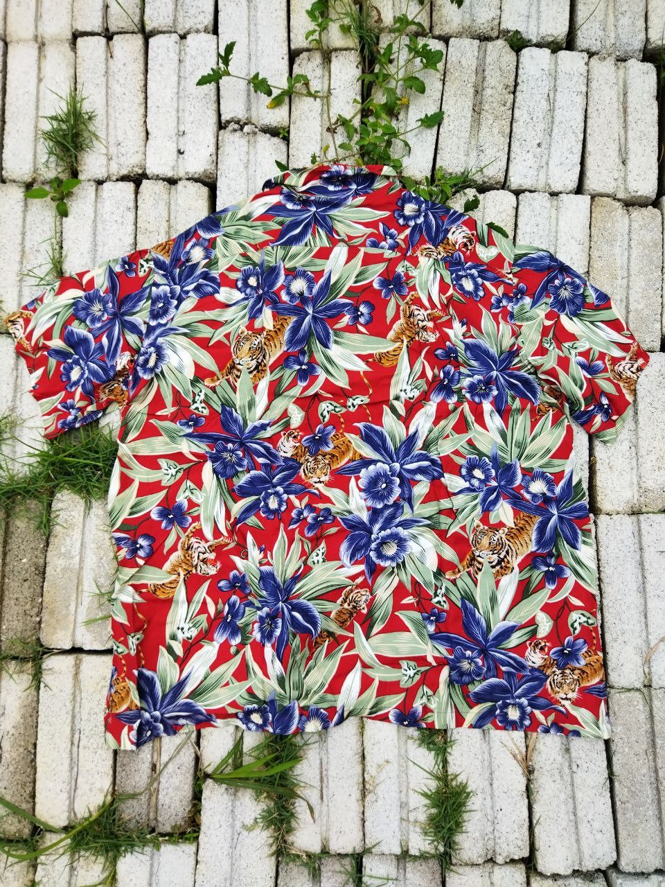 Japanese Brand Japanese Brand Tiger Hawaii Shirt Size US L / EU 52-54 / 3 - 3 Thumbnail
