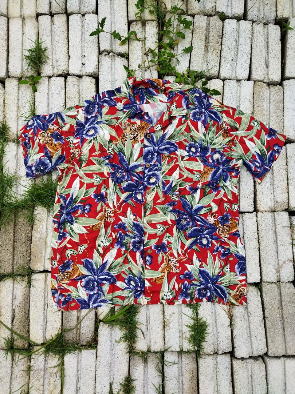 Japanese Brand Japanese Brand Tiger Hawaii Shirt Size US L / EU 52-54 / 3 - 1 Thumbnail