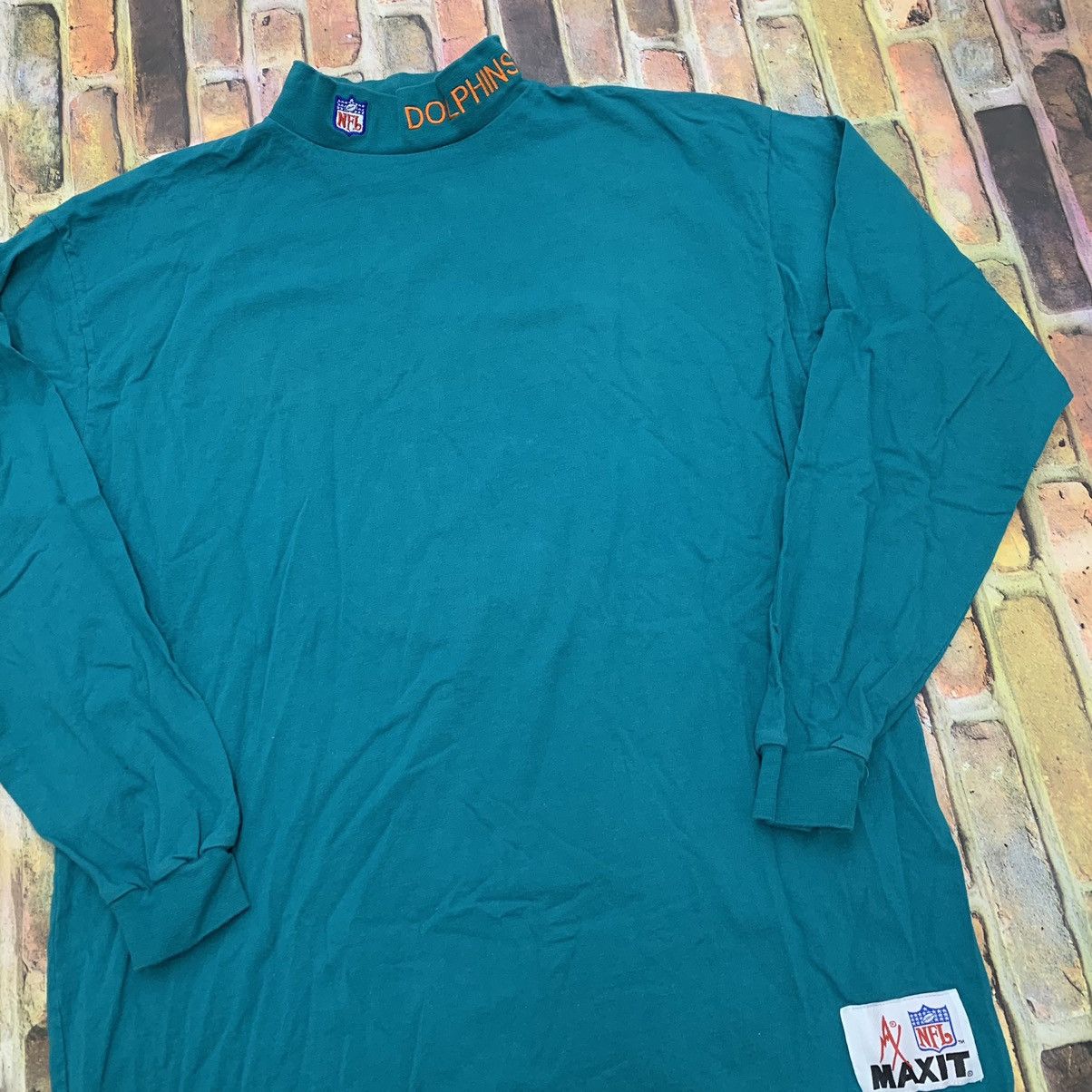NFL × Vintage Vintage Miami Dolphins turtleneck shirt Size US L / EU 52-54 / 3 - 3 Thumbnail