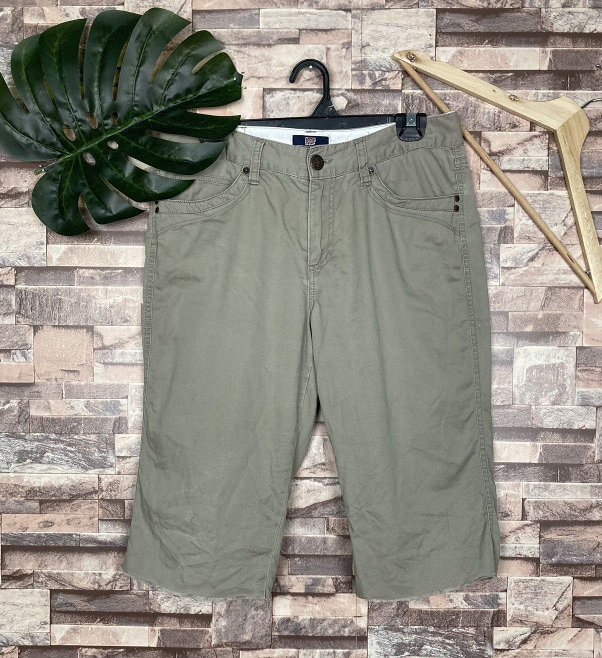 Michiko Koshino London michiko london jeans short pants Size US 32 / EU 48 - 1 Thumbnail