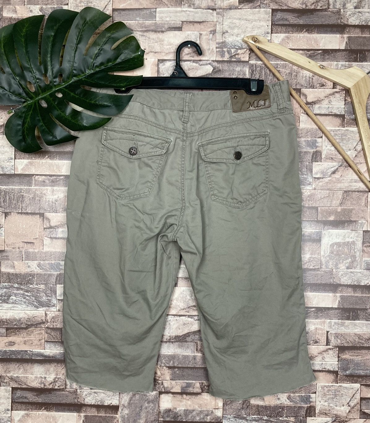 Michiko Koshino London michiko london jeans short pants Size US 32 / EU 48 - 2 Thumbnail