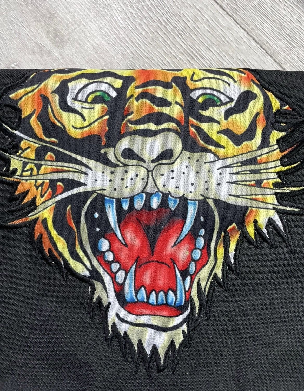 Christian Audigier × Ed Hardy × Vintage 🔥Ed Hardy Tiger Messenger Vintage Bag🔥 Size ONE SIZE - 4 Thumbnail