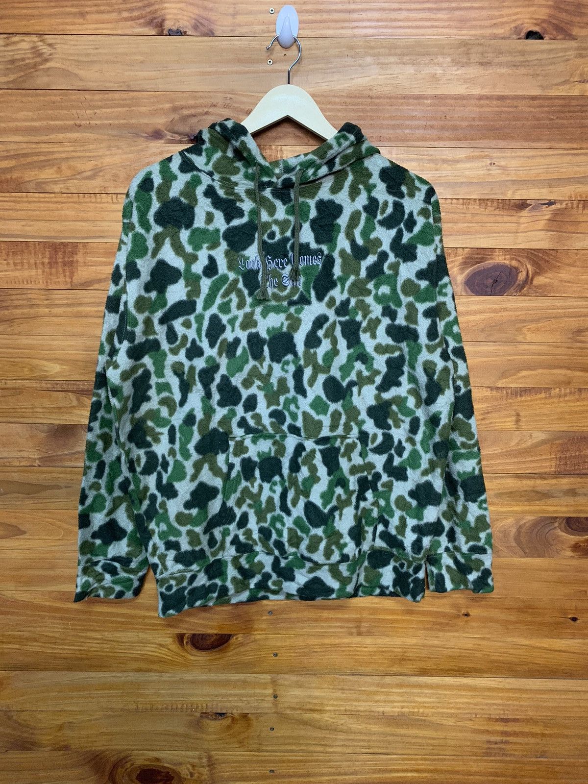 Japanese Brand × Vintage Vintage Embroidered Dragon Big Logo Camo Fleece Jacket Size US L / EU 52-54 / 3 - 2 Thumbnail