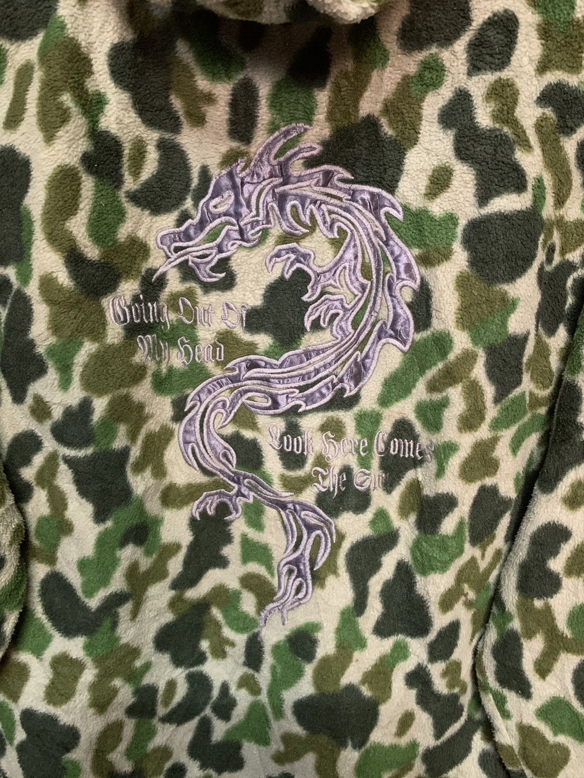 Japanese Brand × Vintage Vintage Embroidered Dragon Big Logo Camo Fleece Jacket Size US L / EU 52-54 / 3 - 8 Thumbnail