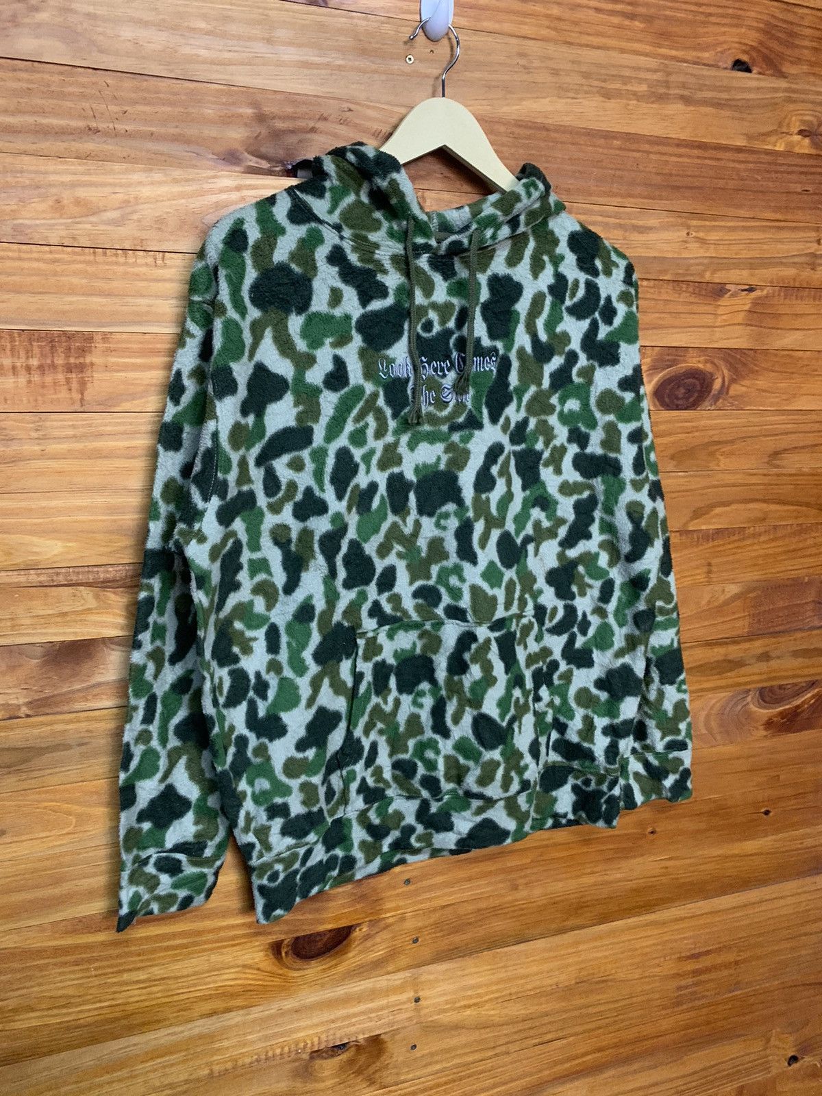Japanese Brand × Vintage Vintage Embroidered Dragon Big Logo Camo Fleece Jacket Size US L / EU 52-54 / 3 - 3 Thumbnail