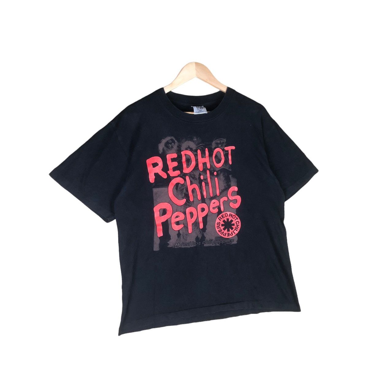 Band Tees × Vintage Vintage Band Tee’s REDHOT Chili Peppers Tshirt Size US M / EU 48-50 / 2 - 2 Thumbnail
