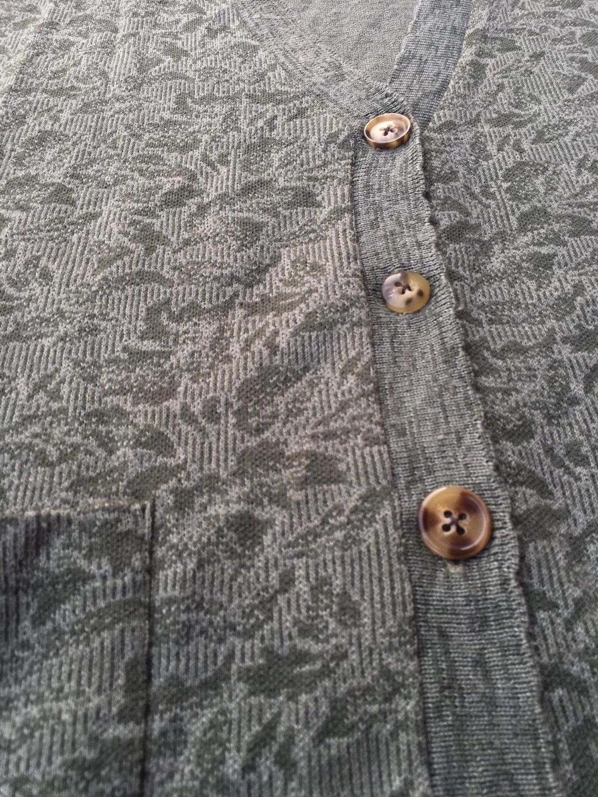 Aran Isles Knitwear × Designer 💥Cardigan Vest EIGHT LEAVES Printed Pullover Knitt Pattern Size US M / EU 48-50 / 2 - 8 Thumbnail