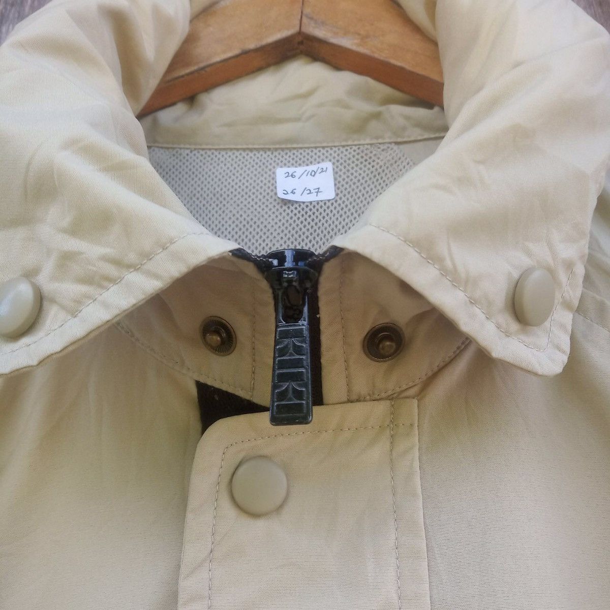 Vintage Vintage KIKI Honolulu Hawaii Surf Style Anorak Jacket Size US L / EU 52-54 / 3 - 6 Thumbnail