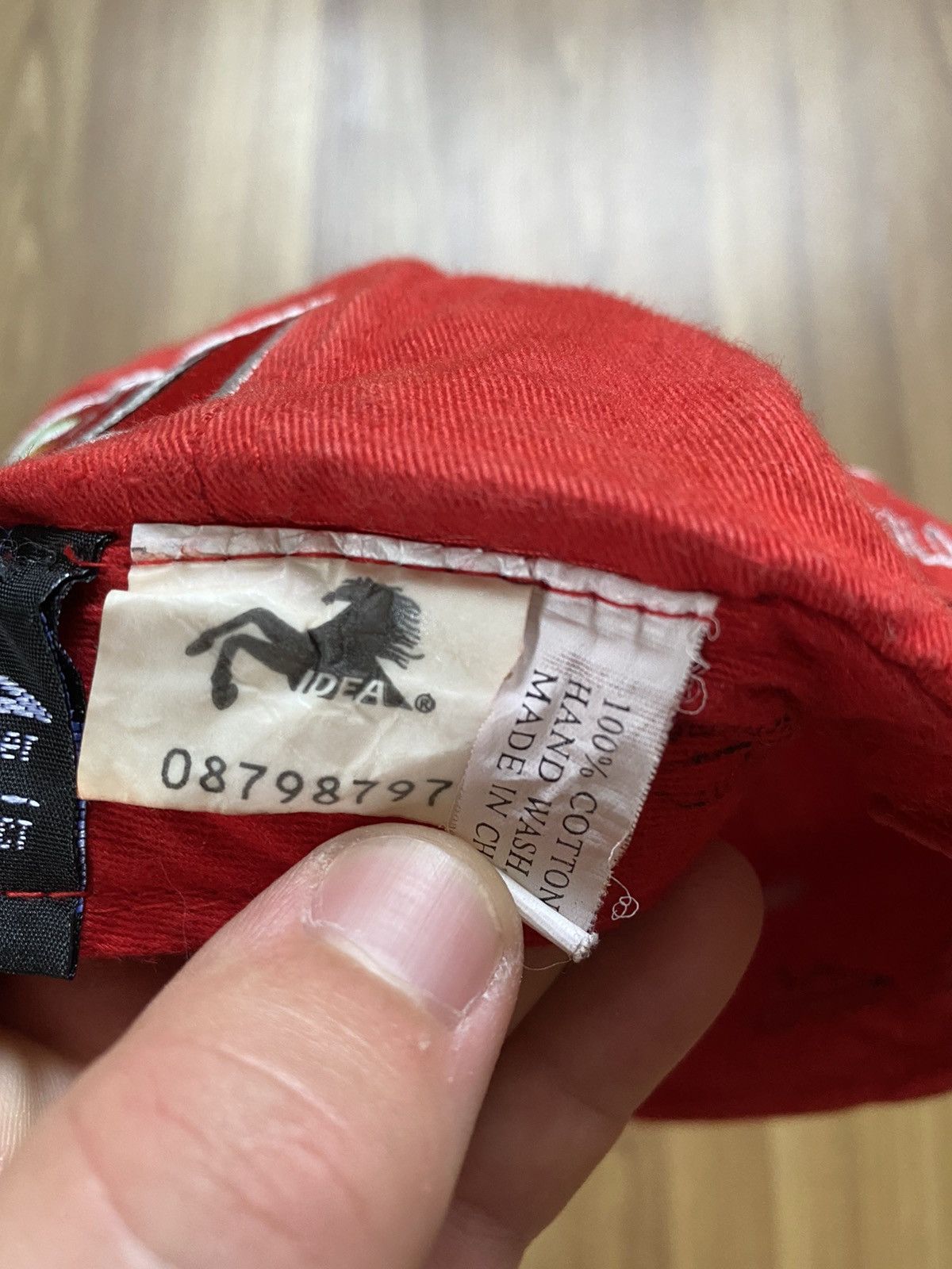 Vintage Vintage Michael Schumacher 2001 Champion Cap Hat Ferrari Size ONE SIZE - 7 Thumbnail