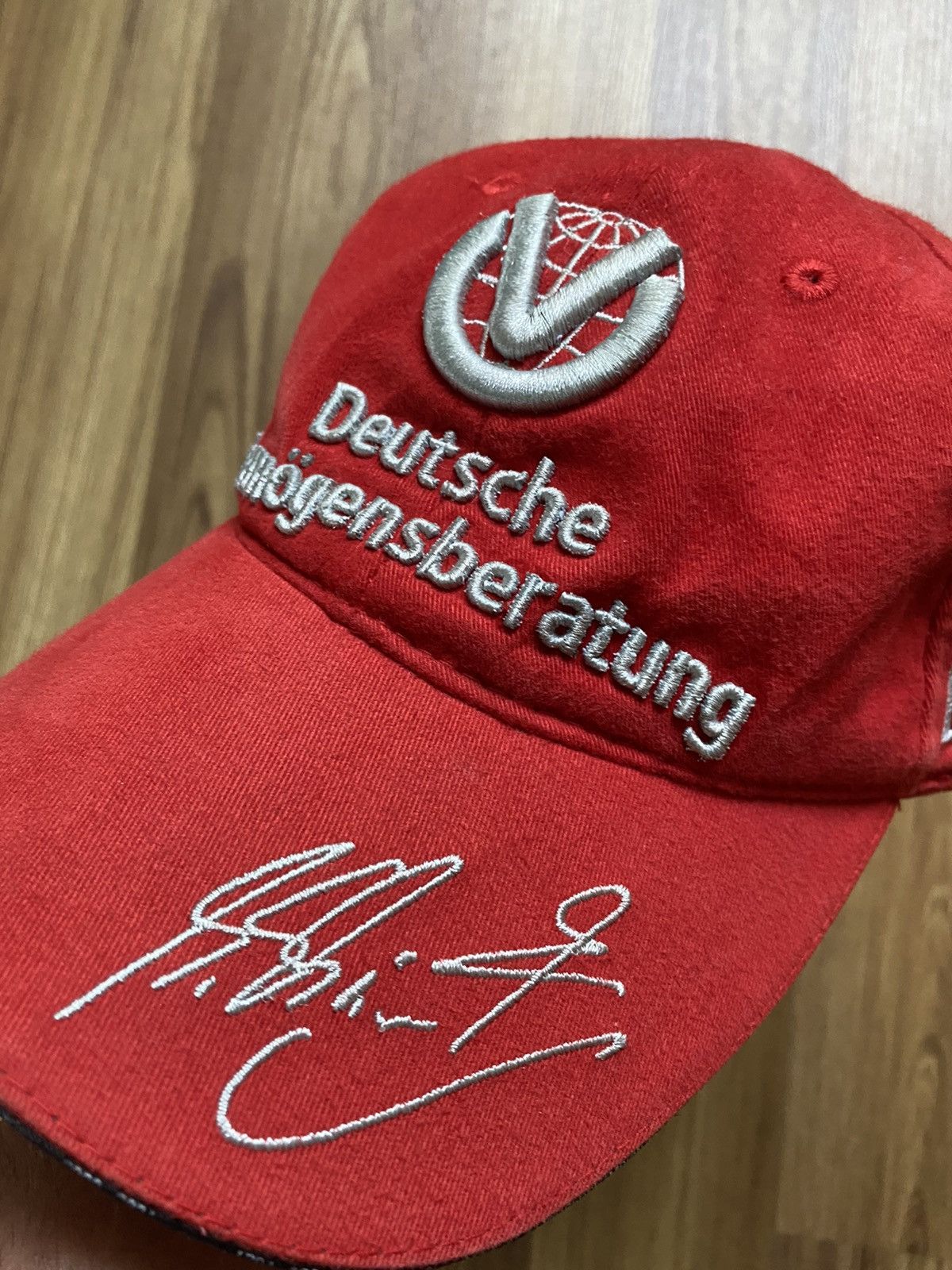 Vintage Vintage Michael Schumacher 2001 Champion Cap Hat Ferrari Size ONE SIZE - 2 Thumbnail