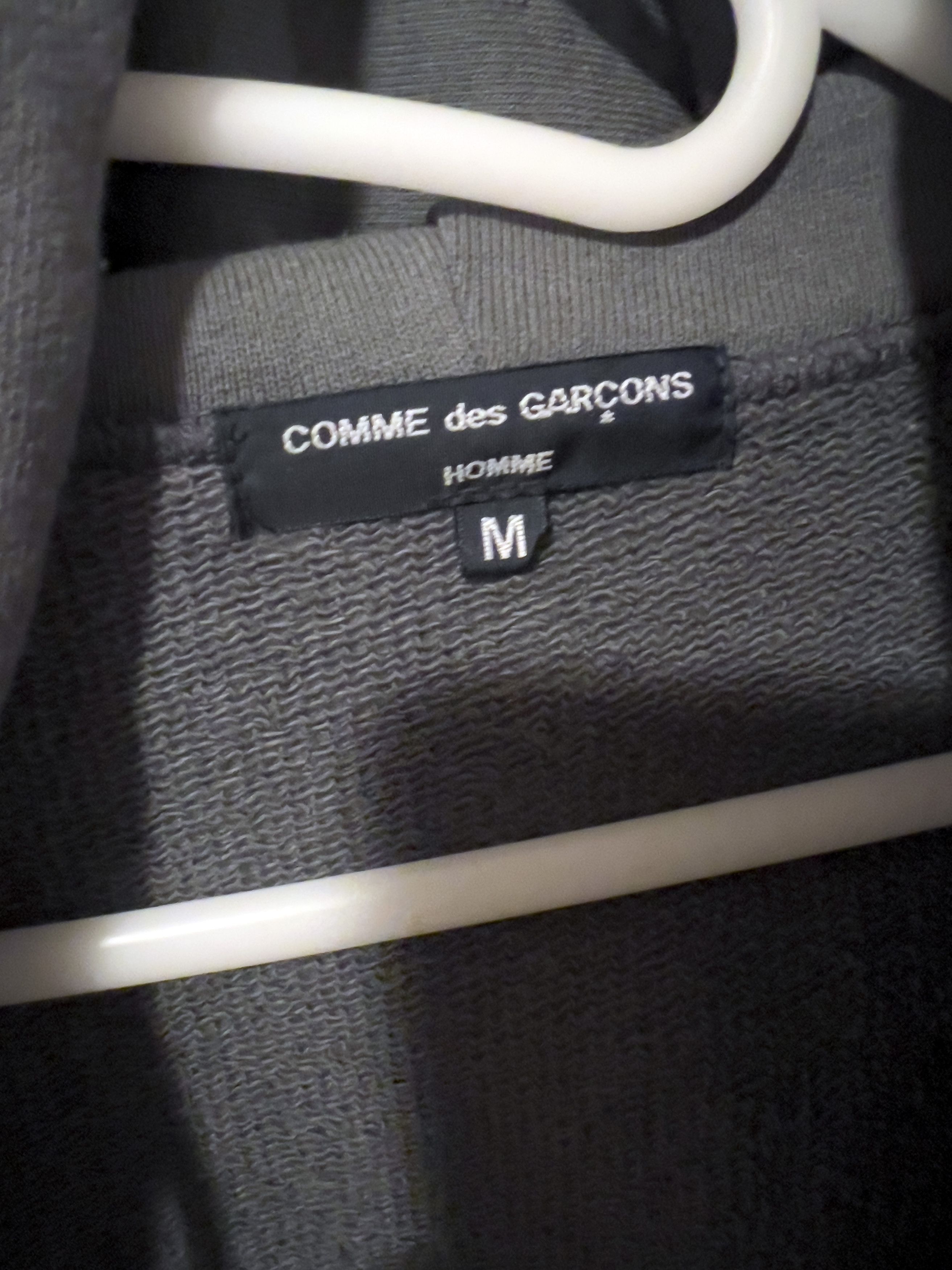 Comme des Garcons CdG HOMME PATCH LOGO ZIP HOODY Size US M / EU 48-50 / 2 - 5 Thumbnail