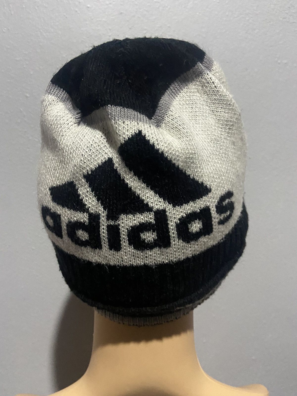 Adidas 🔥SALE🔥ADIDAS NICE DESIGN BEANIE Size ONE SIZE - 4 Thumbnail