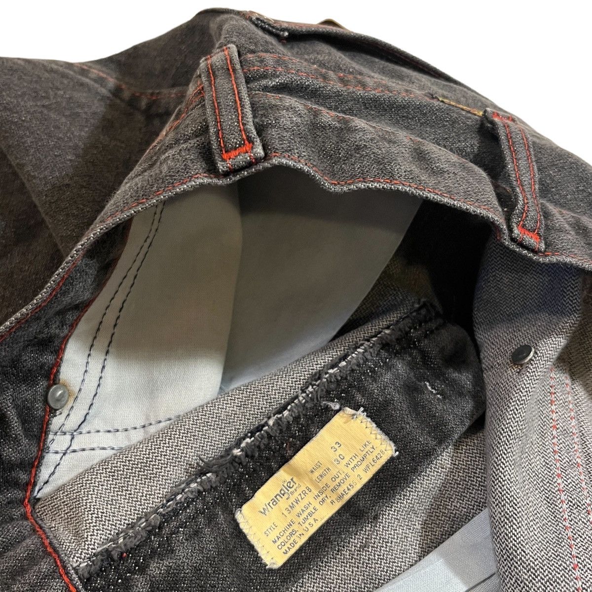 Vintage × Wrangler Vintage Wrangler Grey/Red Contrast Stitch Jeans Size US 32 / EU 48 - 2 Thumbnail