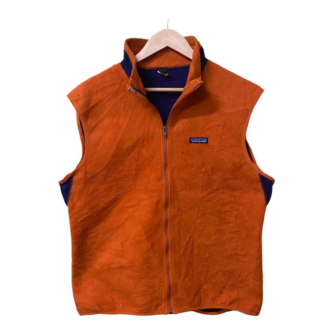 Fleece patagoni sleeve less nice color orange