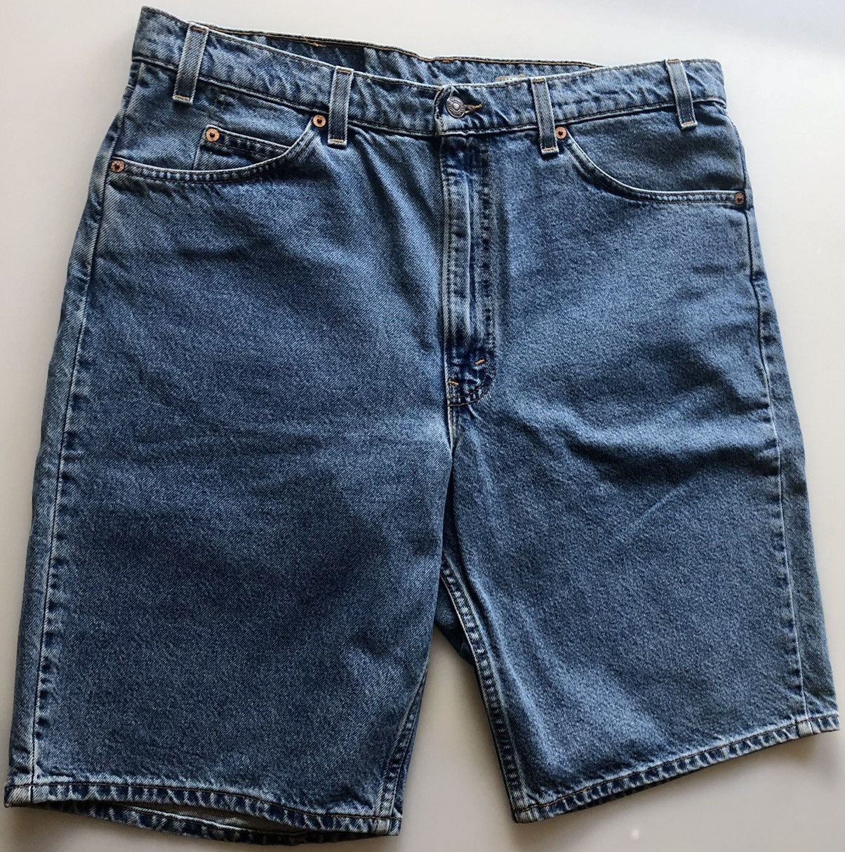 Levi's Levi’s 🇺🇸 550 bleu tab relax fit denim jean shorts Vintage 38 Size US 38 / EU 54 - 1 Thumbnail