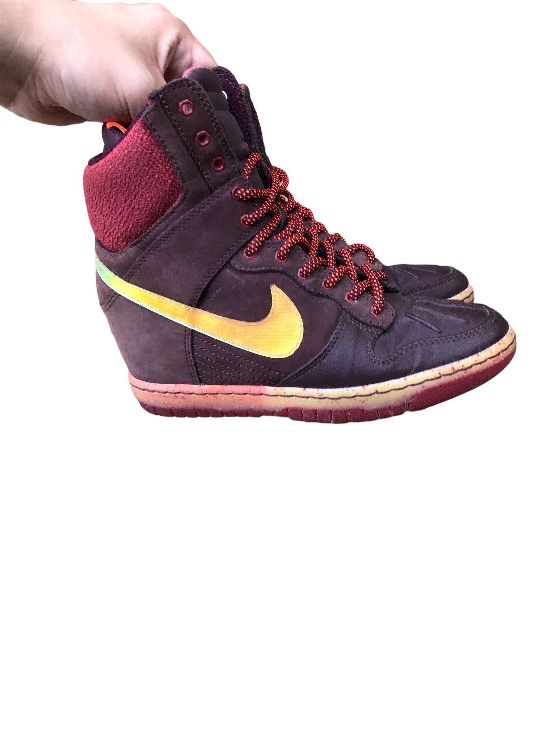 RARE 2014 Nike Dunk Sky Hi SneakerBoot Size 7W 6M