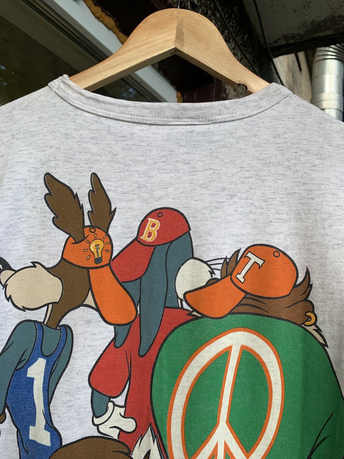 Cartoon Network 1993 Vintage Changes Looney Tunes Rap Style Mirror Print Tee Size US XS / EU 42 / 0 - 12 Thumbnail