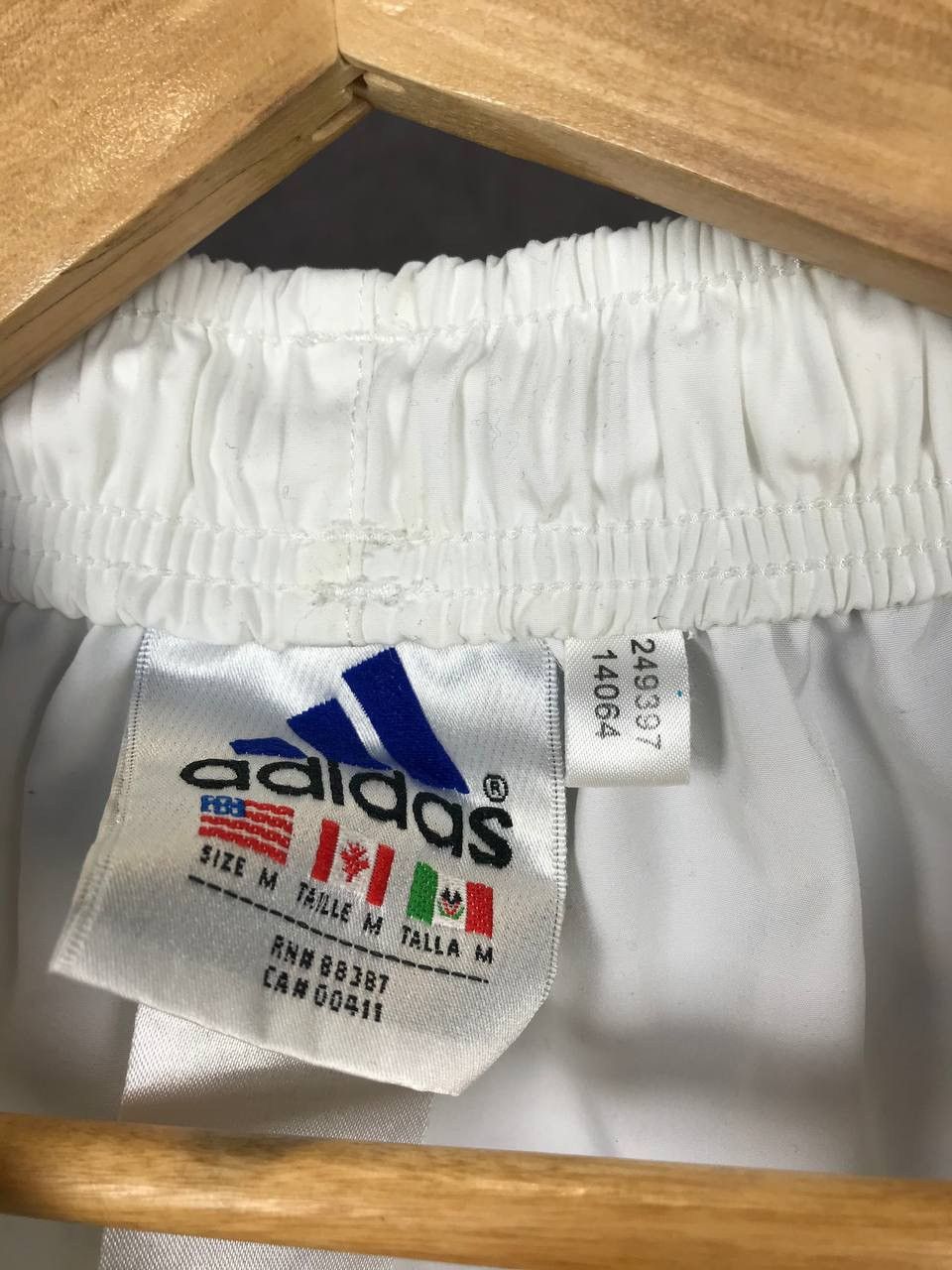 Vintage Adidas vintage streetwear shorts Size US 32 / EU 48 - 3 Thumbnail