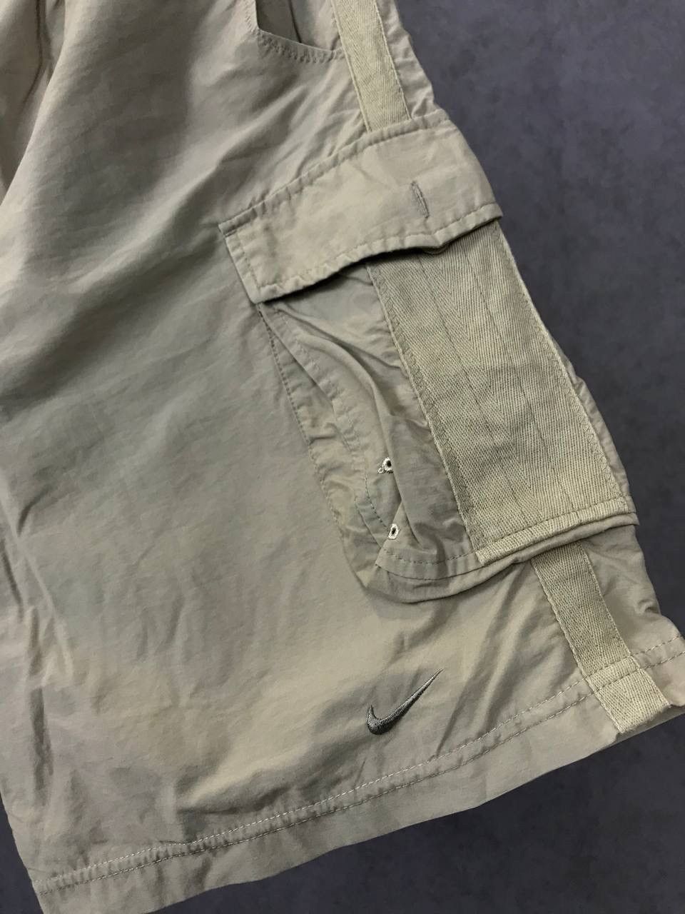 Nike × Vintage Nike swoosh streetwear vintage cargo shorts Size US 34 / EU 50 - 2 Thumbnail